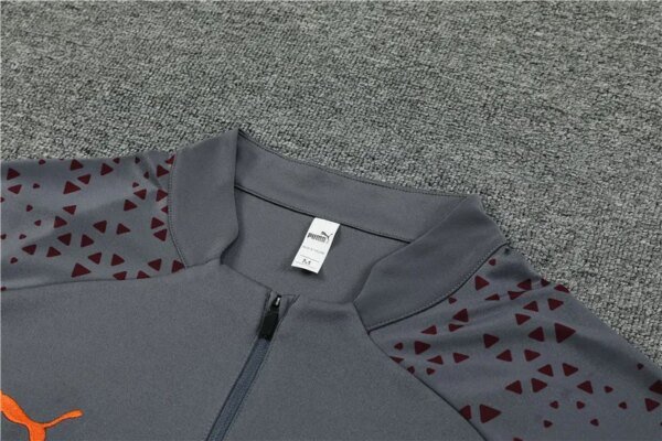 23-24 Manchester City Grey Training Suit - Image 3