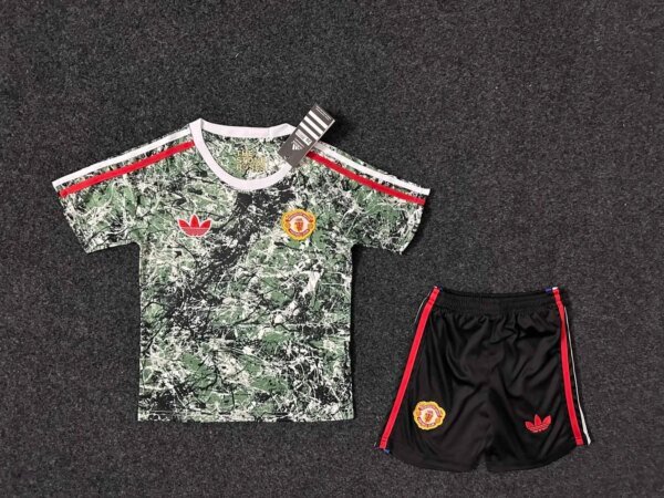 24-25  Manchester United Speical Kid Kit