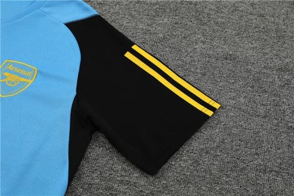 23-24 Arsenal Blue Short Sleeve Training Suit - Image 4