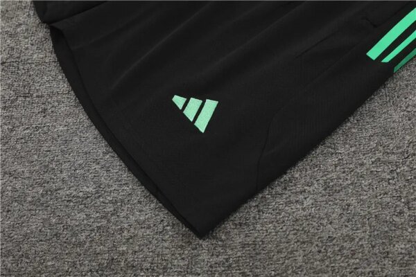 23-24 Real Madrid Green Short Sleeve Training Suit - Image 9