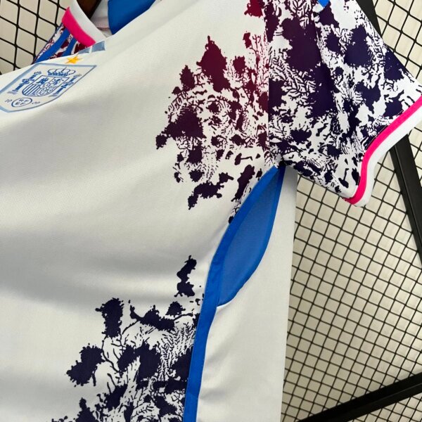 23-24 Spain Special Fans Jersey 1 Star - Image 3