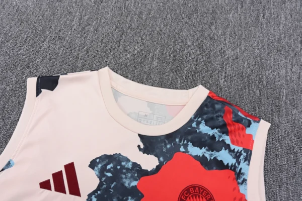 Bayern Munich Vest Training Suit 25-26 - Image 3