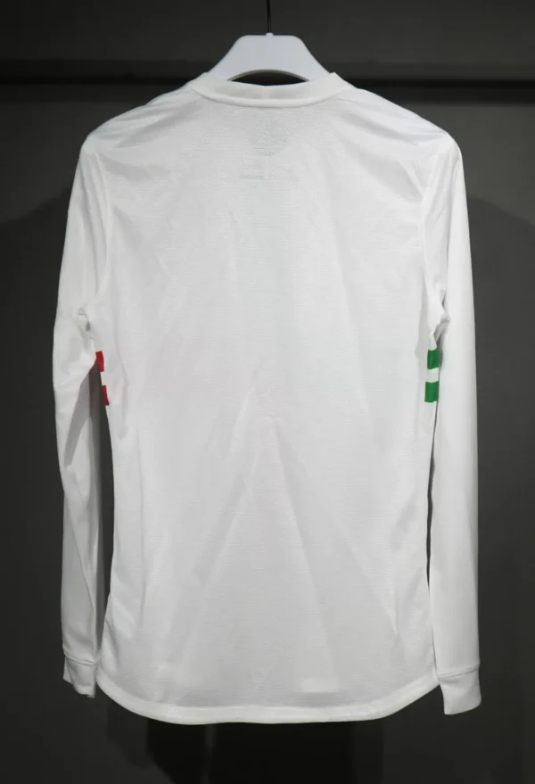 Portugal Away Long Sleeve Kit Retro 2012 - Image 7