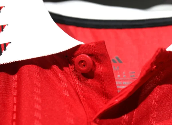 Manchester United Home Kit Retro 22-23 - Image 4