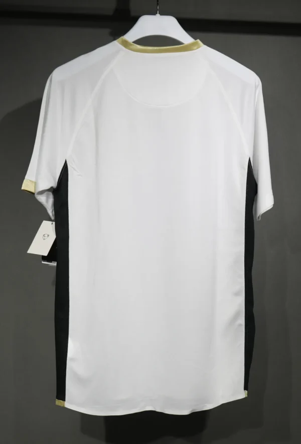 Manchester United Away Kit Retro 06-07 - Image 2
